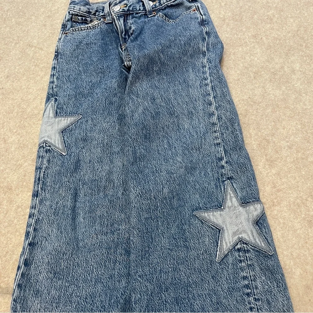 Old Navy High Rise Super Baggy Wide Leg Star Patch Denim Blue Jeans Girls size 8